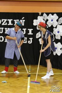 Część artystyczna w wykonaniu uczniów Szkoły Podstawowej Nr 5